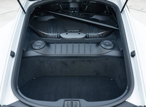 Porsche Cayman GT4 RS (718) 47