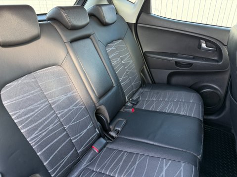 Kia Venga 4 AUTOMATIC 16