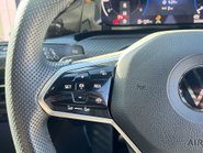 Volkswagen Golf 2.0 Golf R-Line TDI Semi-Auto 5dr 27