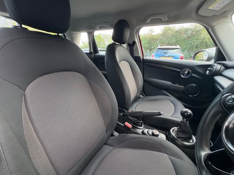 Mini Hatch One 1.2 Petrol Manual Pepper pack 5 door - 16,000 MILES - £35 ROAD TAX 4