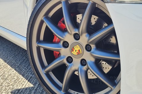 Porsche 911 CARRERA 2S 11