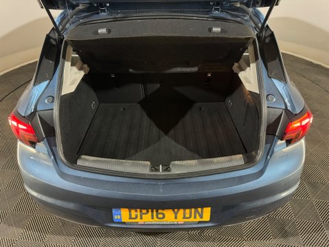 Vauxhall Astra DESIGN 8