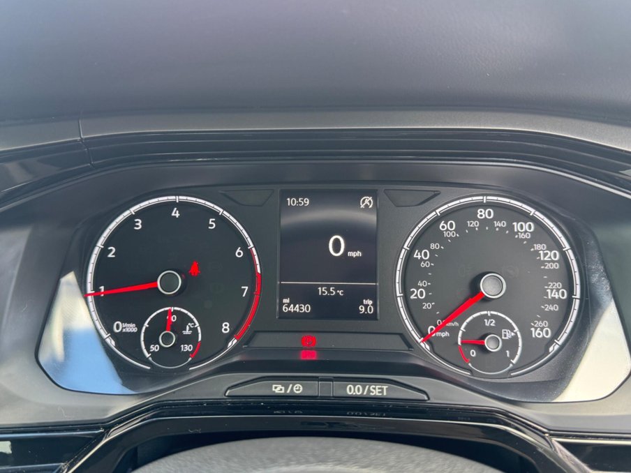 2019 Volkswagen Polo — image 27
