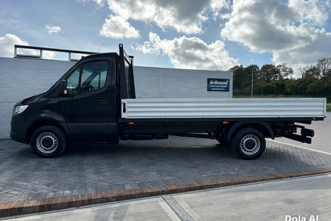 Mercedes-Benz Sprinter 315 Cdi L3 Rwd Progressive Dropside Truck 8