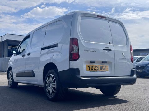 Peugeot Partner 1.5 BlueHDi 950 Professional Premium + Long Panel Van 6dr Diesel Manual LWB 15