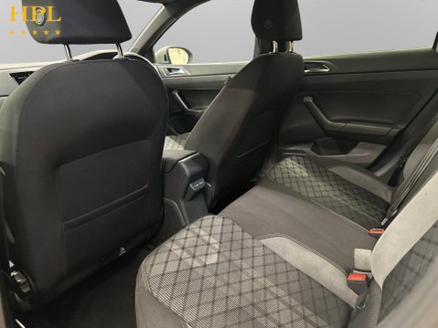 Volkswagen Taigo 1.5 TSI R-Line SUV 5dr Petrol DSG Euro 6 (s/s) (150 ps) Bluetooth - Air Con 20