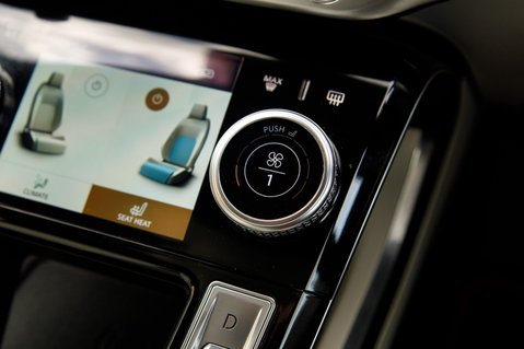 Jaguar I-Pace HSE BLACK 33