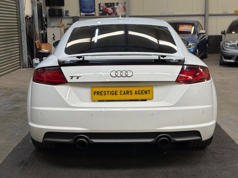Audi TT 2.0 TFSI S line S Tronic Euro 6 (s/s) 3dr 5