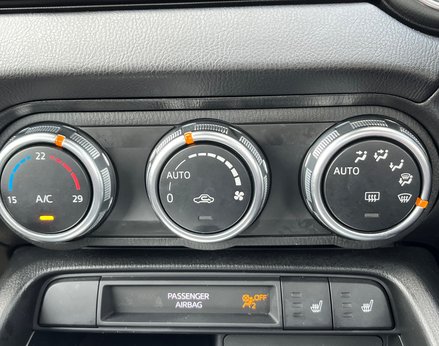 Mazda MX-5 SPORT NAV 38