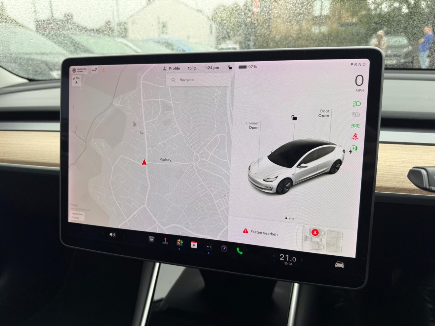 2020 Tesla Model 3 — image 14