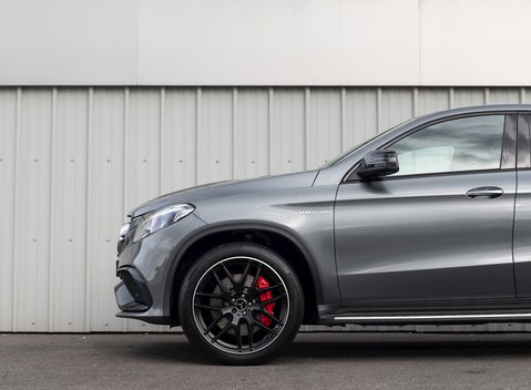 Mercedes-Benz GLE 63 S 4MATIC Night Edition 28