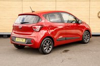 Hyundai i10 PREMIUM 2