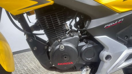 Honda CB GLR125 2018 21K GOOD RUNNING PROJECT BIKE CBF125 125CC LEARNER BIKE 11