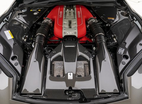 Ferrari 812 Superfast 31