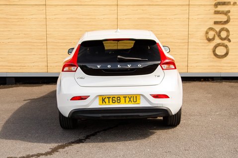 Volvo V40 T2 MOMENTUM NAV PLUS 6
