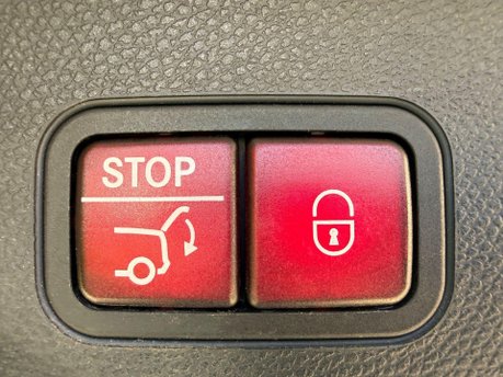 Mercedes-Benz C Class 2.1 C220 BlueTEC AMG Line G-Tronic+ Euro 6 (s/s) 5dr 24