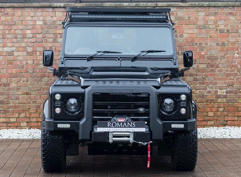 Land Rover Defender 90 Urban Truck 4