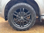 Nissan Navara 2.3 Navara Tekna dCi 4WD 5dr 61