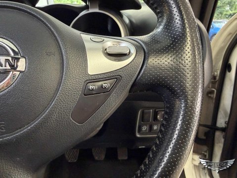 Nissan Juke 1.2 DIG-T Tekna Euro 6 (s/s) 5dr 58