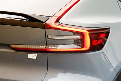 Volvo C40 RECHARGE PRO TWIN AWD 10