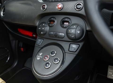 Abarth 695 Edizione Maserati 31