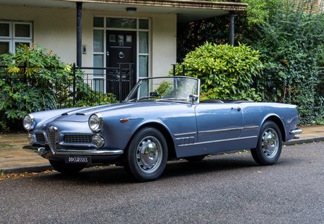 Alfa Romeo 2000 Touring Spider