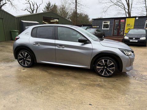 Peugeot 208 1.5 208 GT Line Blue HDi S/S 5dr 21