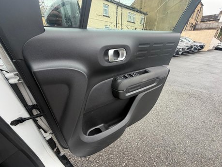 Citroen C3 Aircross PURETECH FEEL 21