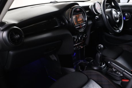 Mini Hatch COOPER SEVEN 34