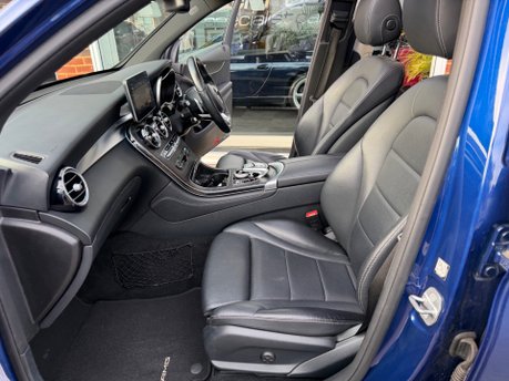 Mercedes-Benz GLC 3.0 GLC350d V6 AMG Line (Premium Plus) SUV 5dr Diesel G-Tronic 4MATIC 48