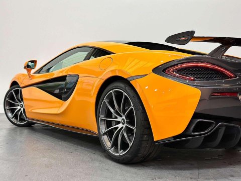 McLaren 570S 3.8 570s Coupe Semi-Auto 2dr 25