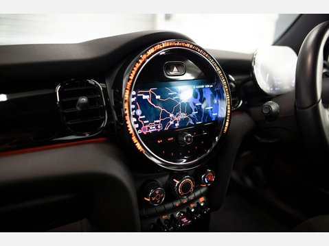 Mini Hatch 1.5 Cooper Sport Steptronic Euro 6 (s/s) 3dr 61