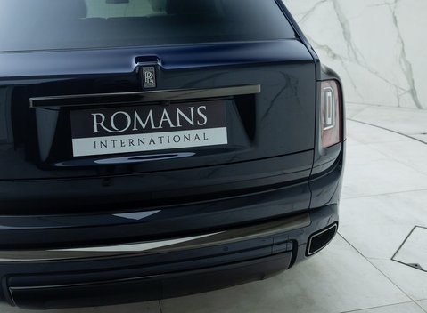 Rolls-Royce Cullinan BLACK BADGE 36