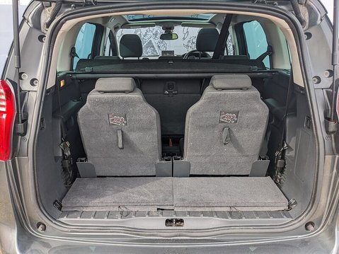 Peugeot 5008 BLUE HDI S/S ALLURE 20