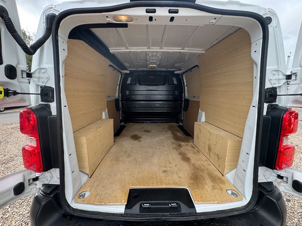 Citroen Dispatch MWB L2H1 Low Roof Enterprise 2900 EURO 6 9