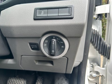 Volkswagen Transporter T30 TDI P/V HIGHLINE CAMPER 11