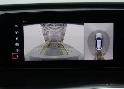 Mercedes-Benz EQC EQC 400 AMG Line Premium plus 4Matic 4WD 5dr 32