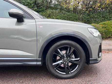 Audi Q3 1.5 TFSI CoD 35 S line Sportback S Tronic Euro 6 (s/s) 5dr 14