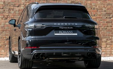 Porsche Cayenne Turbo 3