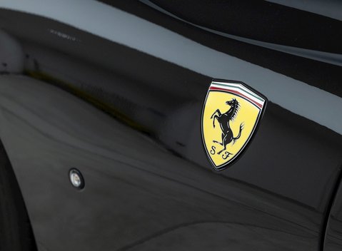 Ferrari 812 Superfast 22