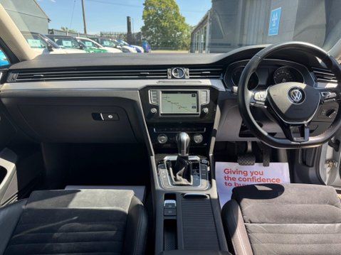 Volkswagen Passat GT TDI BLUEMOTION TECHNOLOGY DSG 22