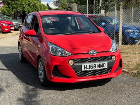 Hyundai i10 SE *ONLY 8,365 MILES* 26
