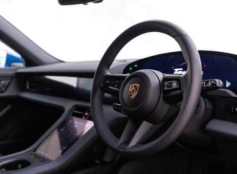 Porsche Taycan 4 CROSS TURISMO 5