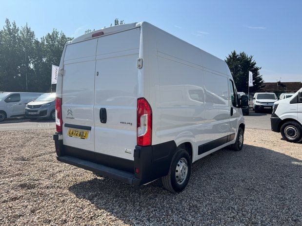 Citroen Relay MWB L2H2 Medium Roof Enterprise 35 Air Con Nav EURO 6 SELECT 6