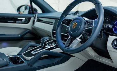 Porsche Cayenne V6 E-Hybrid 10