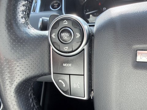 Land Rover Range Rover Sport 3.0 SDV6 HSE DYNAMIC 32