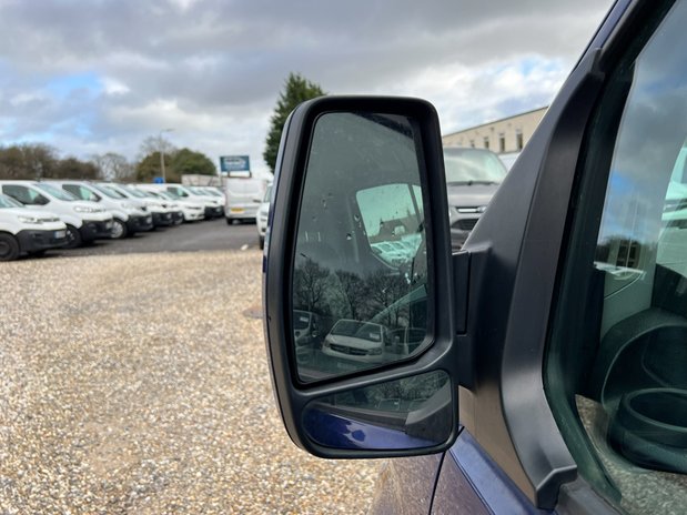 Ford Transit Custom LWB L2H1 290 Limited Air Con Cruise EURO 6 NO VAT 19