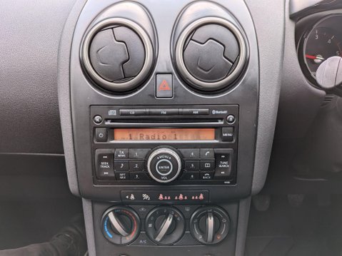 Nissan Qashqai 1.5 dCi Visia 2WD 5dr 24