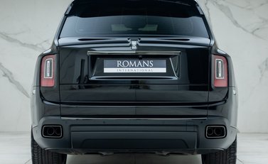 Rolls-Royce Cullinan Black Badge 7