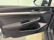 Volkswagen Golf 1.5 Golf Life TSi 5dr 21